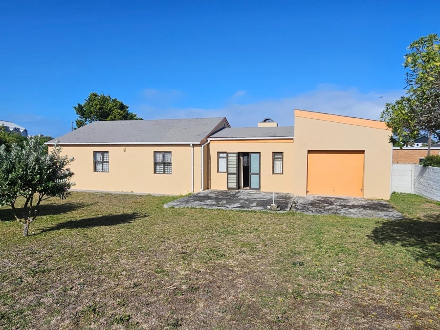 3 Bedroom Property for Sale in Pearly Beach Western Cape